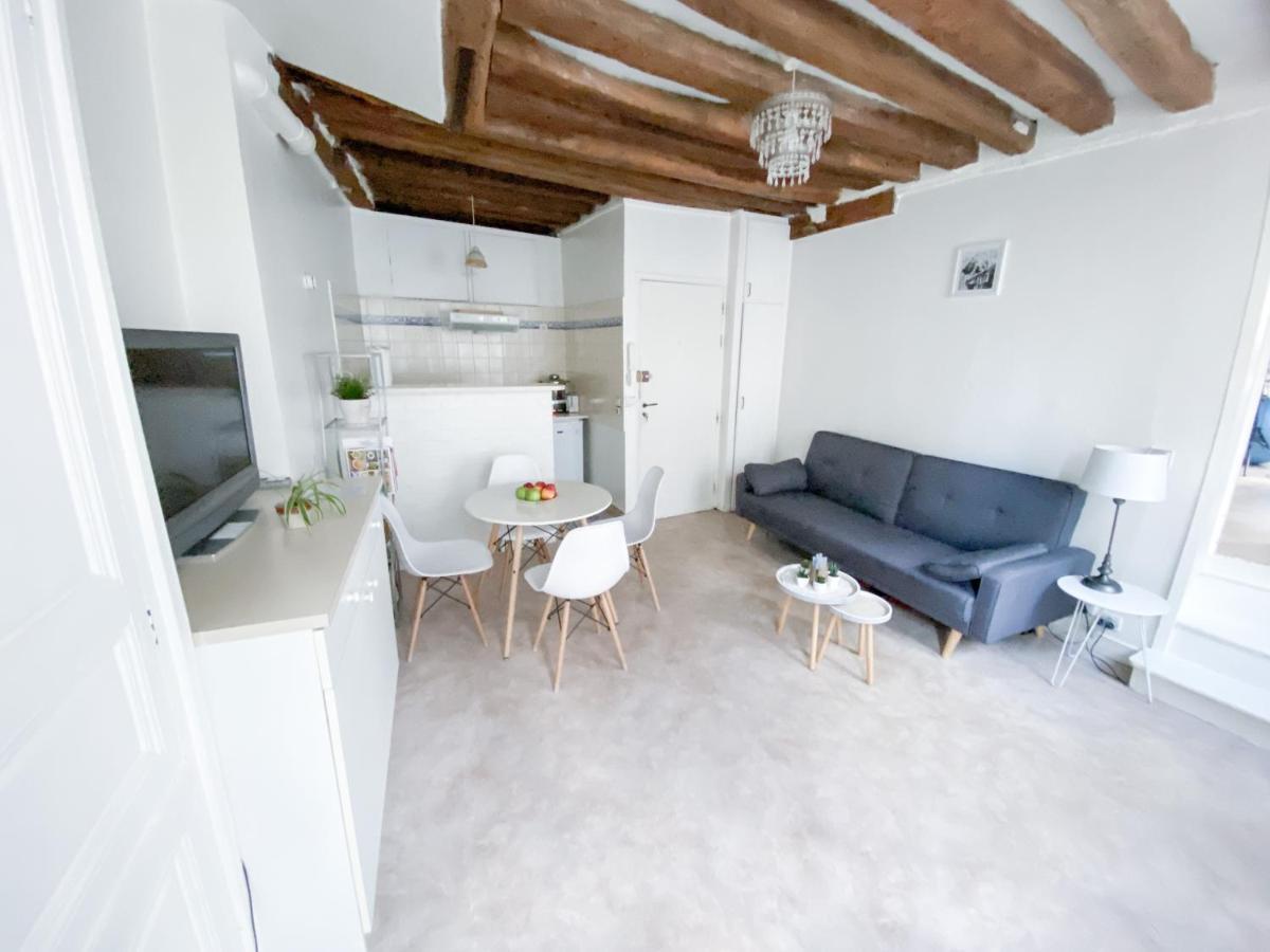 Cosy Apartment In The Heart Of Fontainebleau Ngoại thất bức ảnh